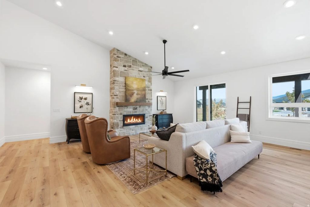 1373 Sage Way 47, Kamas