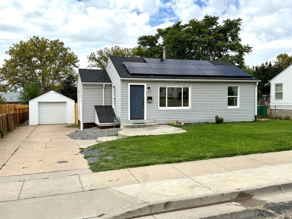 152 S 400 E, Clearfield