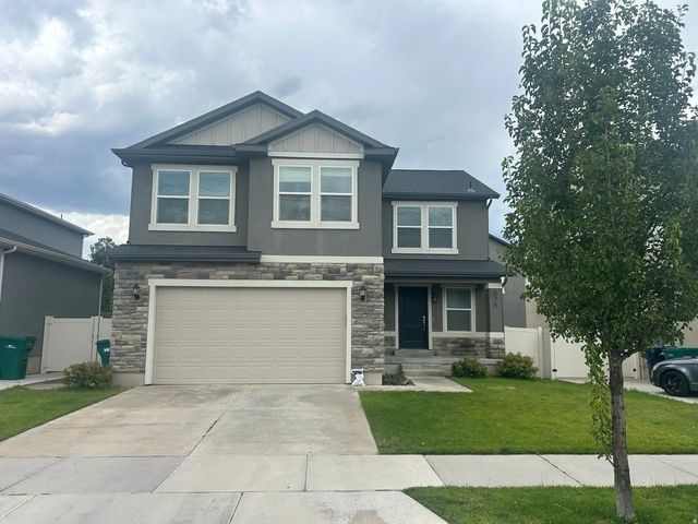 878 W Mckenna Rd S, Bluffdale