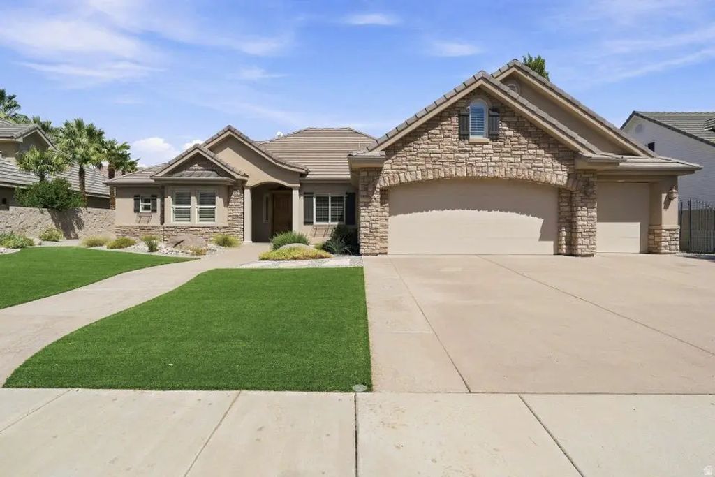 873 E 1010 S, St. George