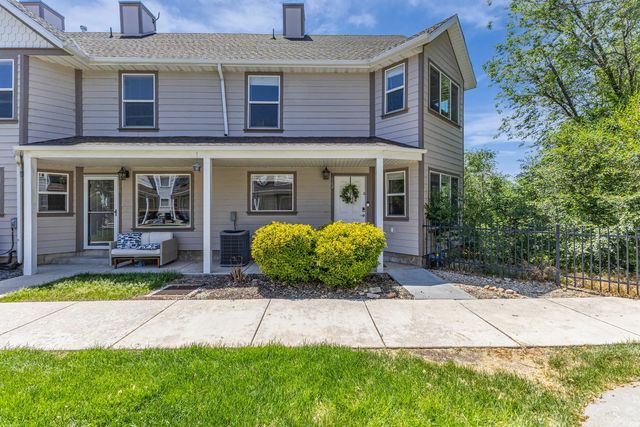 564 Sellwood Ct, Ogden