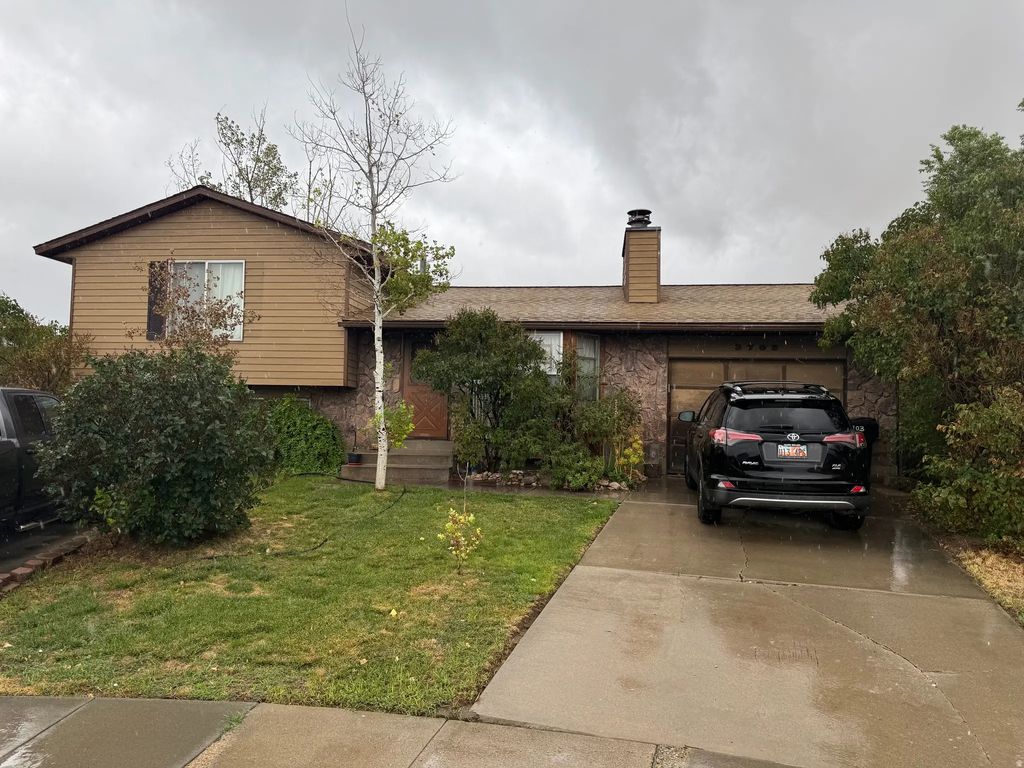 3703 S Shotgun Cir, Magna