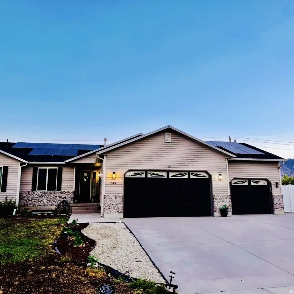 647 E 980 N, Tooele