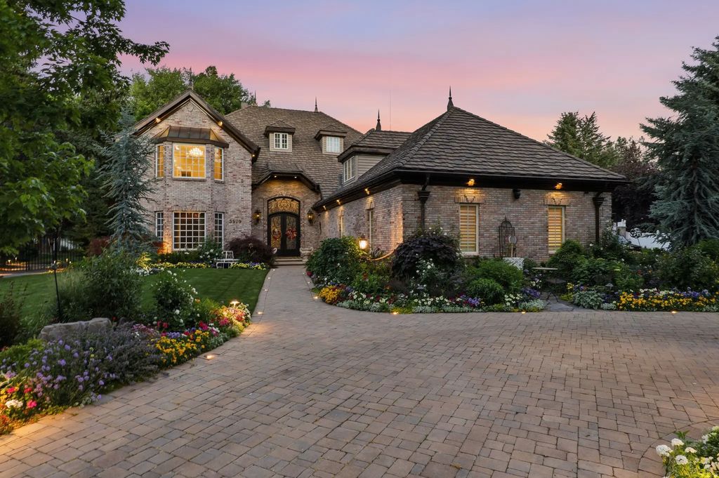 5579 Walker Woods Ln, Holladay