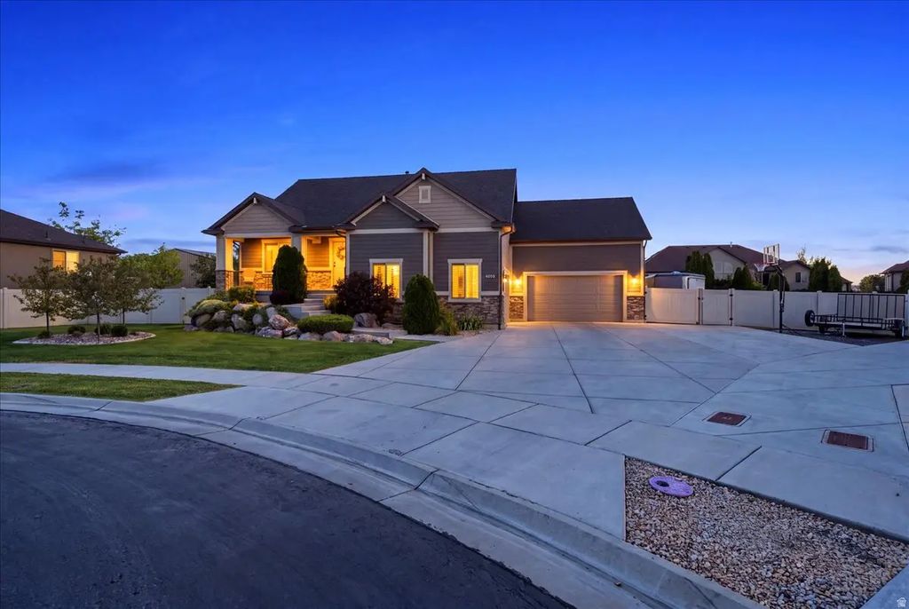 4781 W 4750 S, West Haven