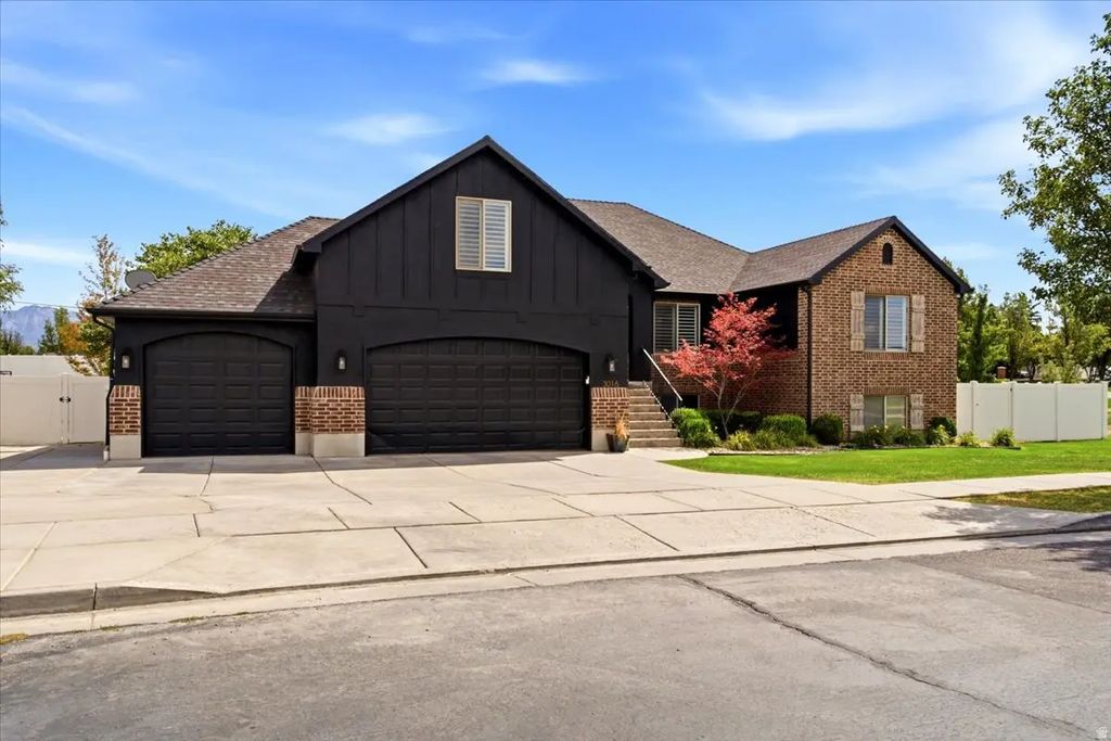 3016 N 3325 W, Plain City