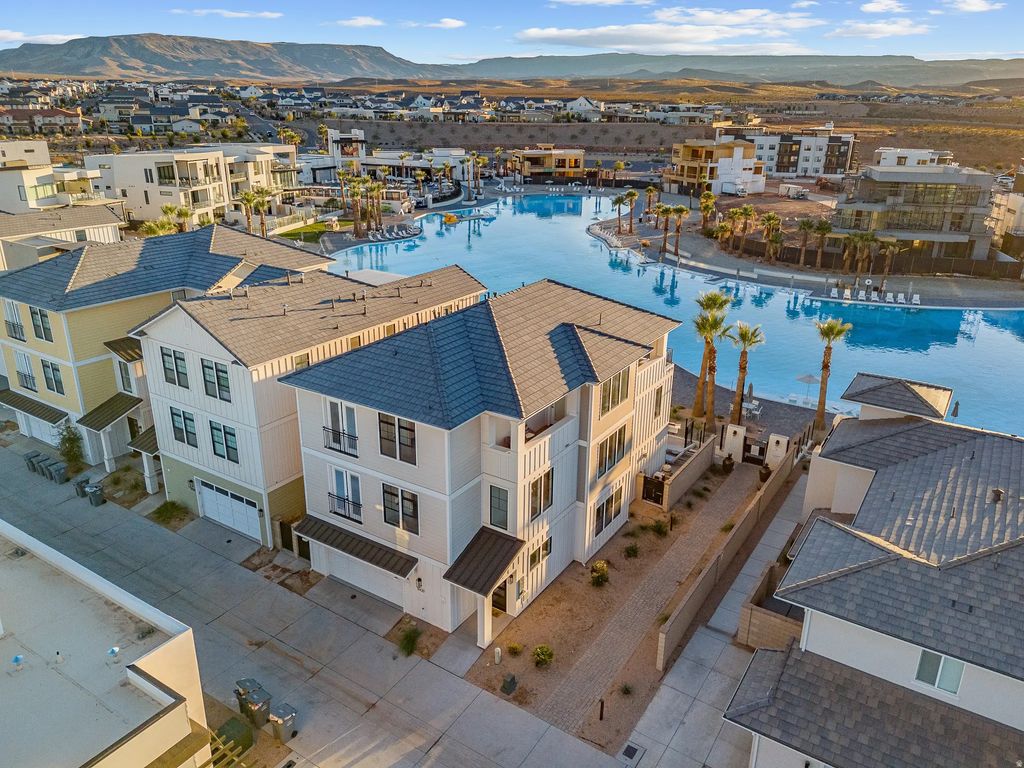 5420 S Persian Ln, St. George