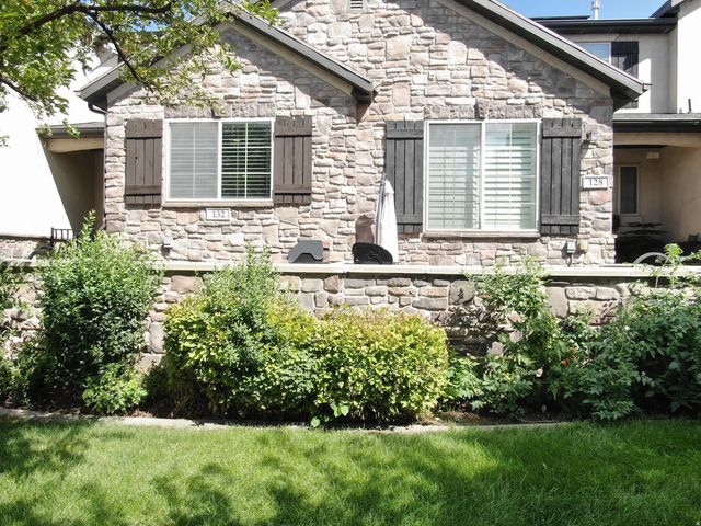 132 N 360 W, Centerville