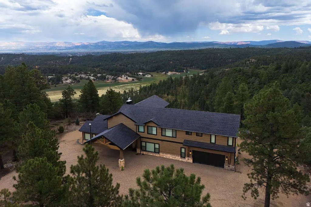 14 N Royal Dr 14, Duck Creek Village