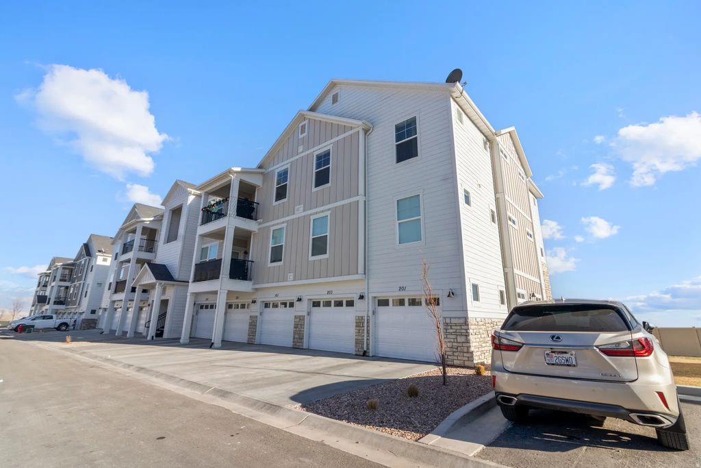 947 W Coral Charm Way K201, Saratoga Springs