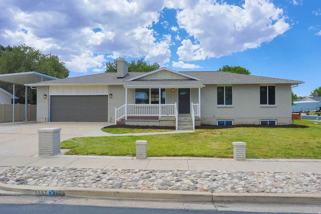 5552 S Hew Wood Dr, Taylorsville