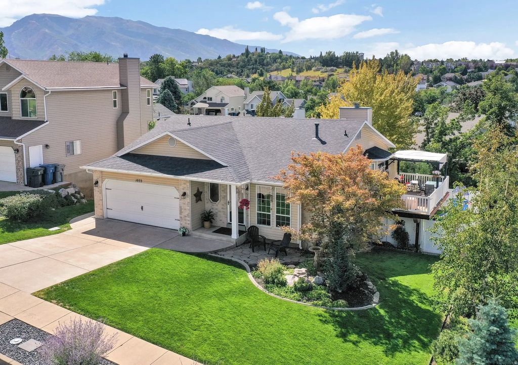1033 E 5000 S, South Ogden