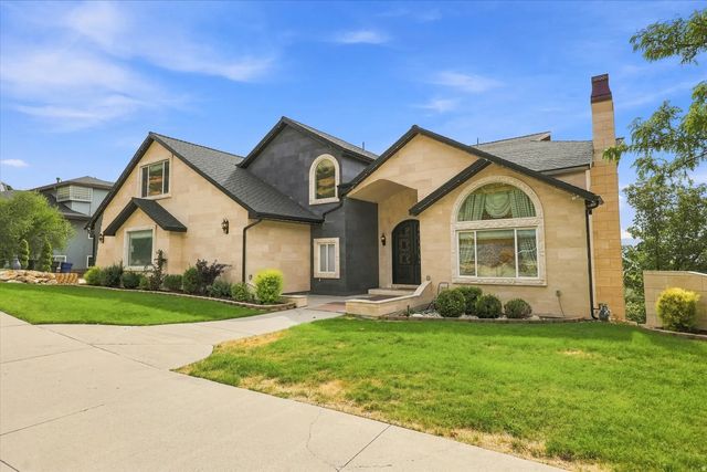 5758 S Wasatch Blvd, Holladay