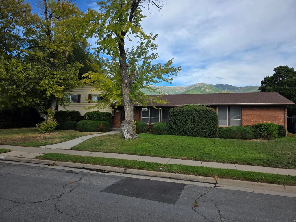 637 S 150 E, Kaysville