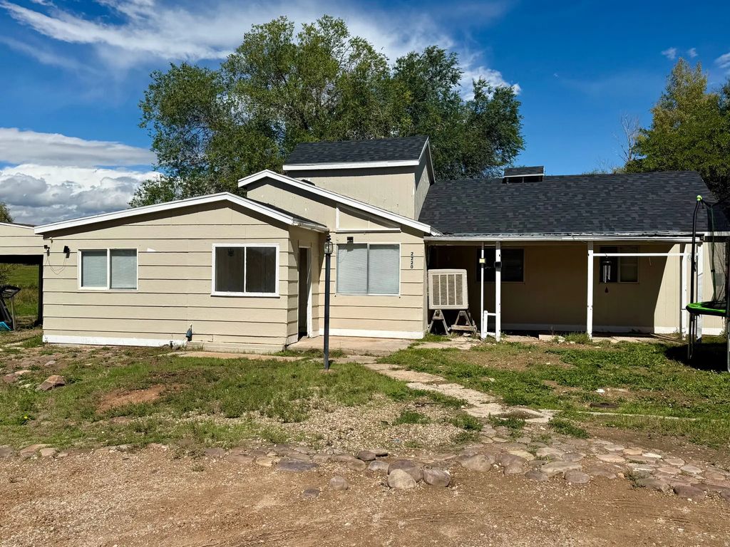 2220 W 9100 N, Neola