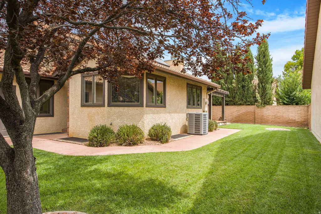 545 S Valley Dr 78, St. George