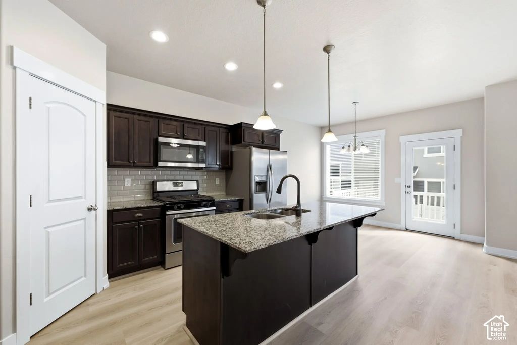 1714 N 3870 W, Lehi