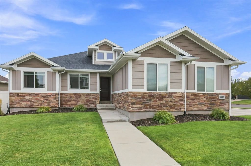 4837 W Frizzon Way, Herriman