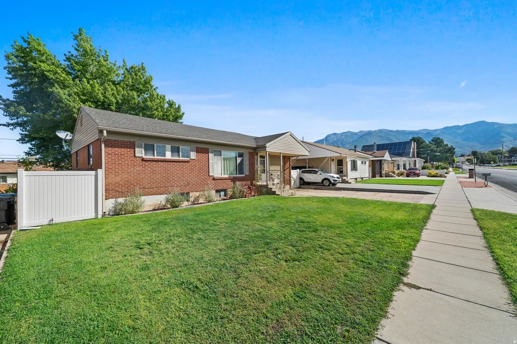154 E 4800 S, Washington Terrace