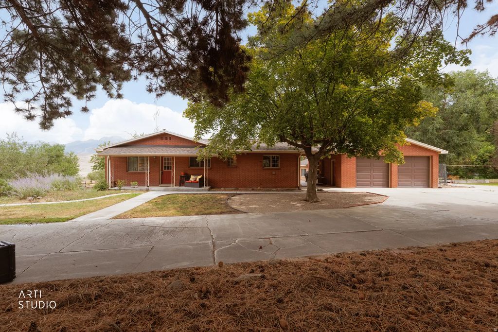 16535 S Redwood Rd W, Bluffdale
