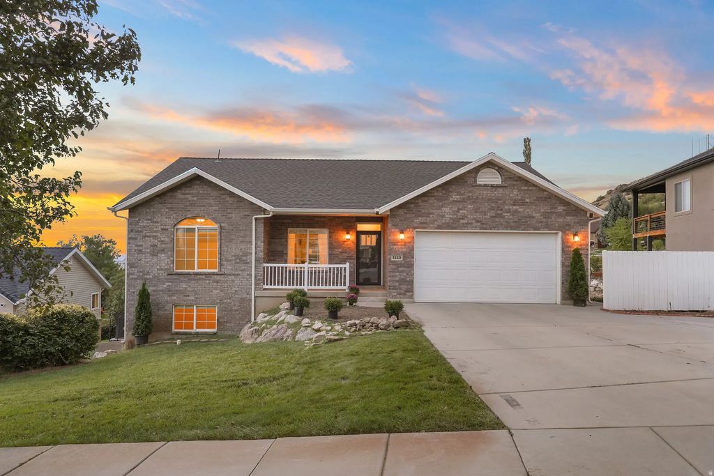 1440 Sheridan Dr, Ogden