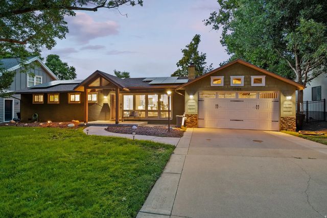 1709 E Meadowmoor Rd S, Holladay