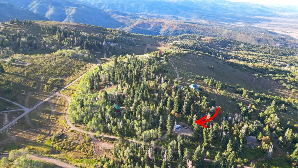 21 E Lot H21 N H21, Fairview
