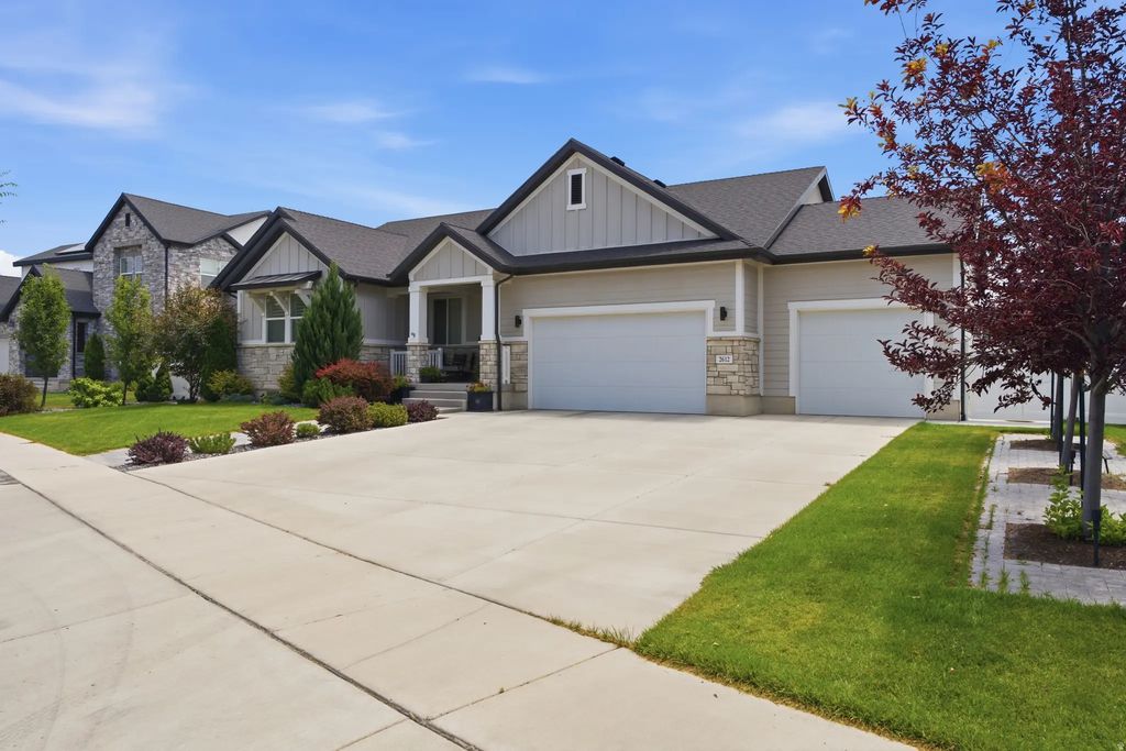 2612 N Holbrook Way, Lehi