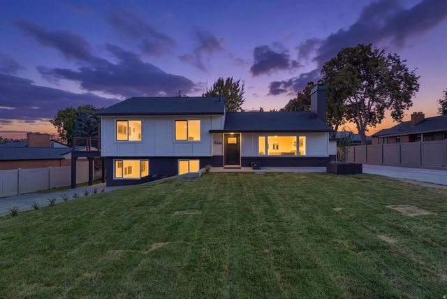 4554 S Willow Rd, Holladay