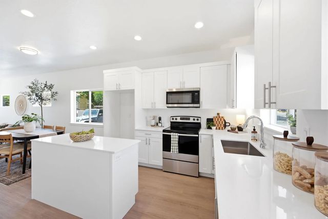 1127 S 1200 W 4, Ogden