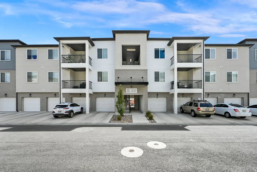 3373 W 1960 N 202, Lehi