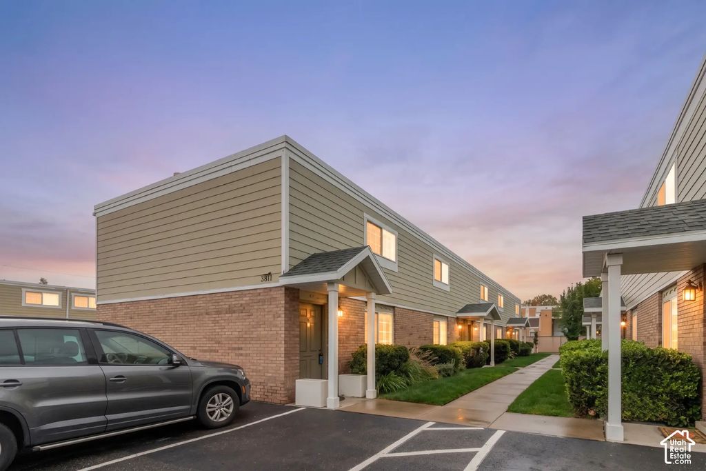 3811 S 900 E 1, Salt Lake City