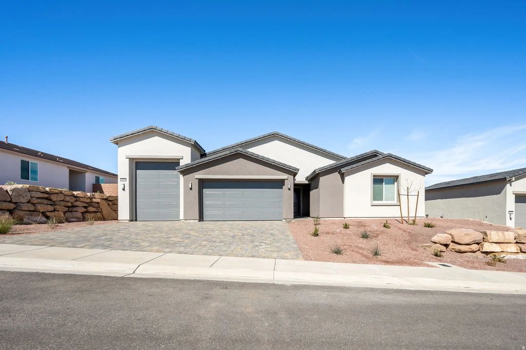 601 S Cecita Way, St. George