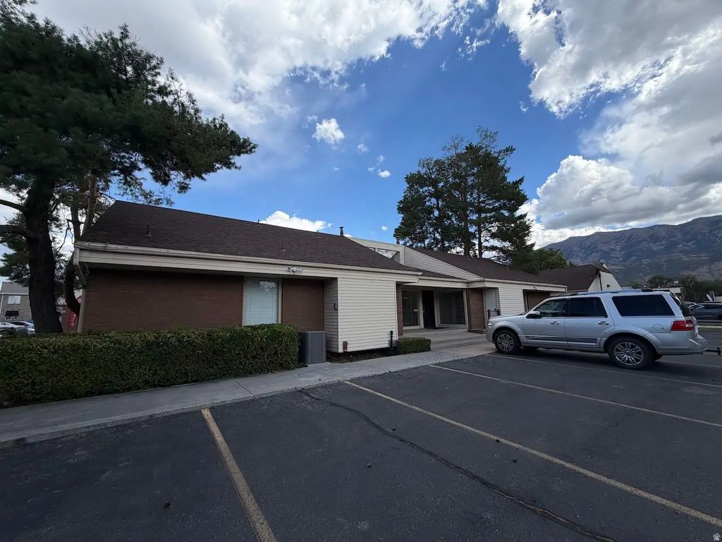 560 S State St, Orem