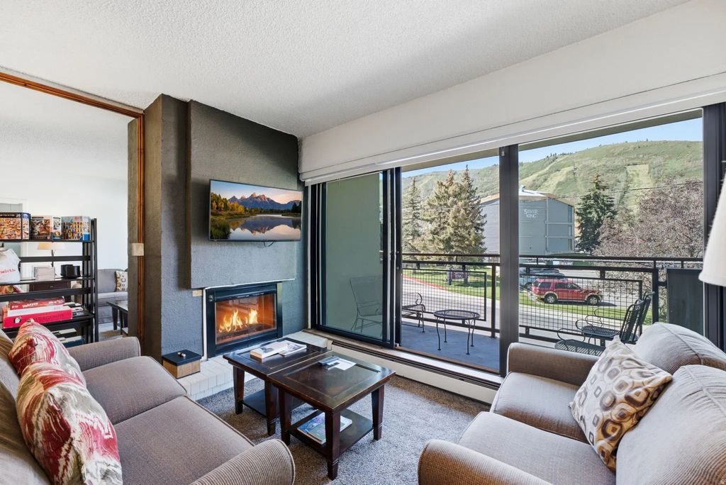 1482 Empire Ave 307, Park City