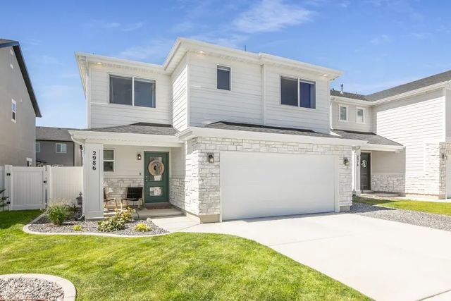 2986 S 2550 W, Syracuse