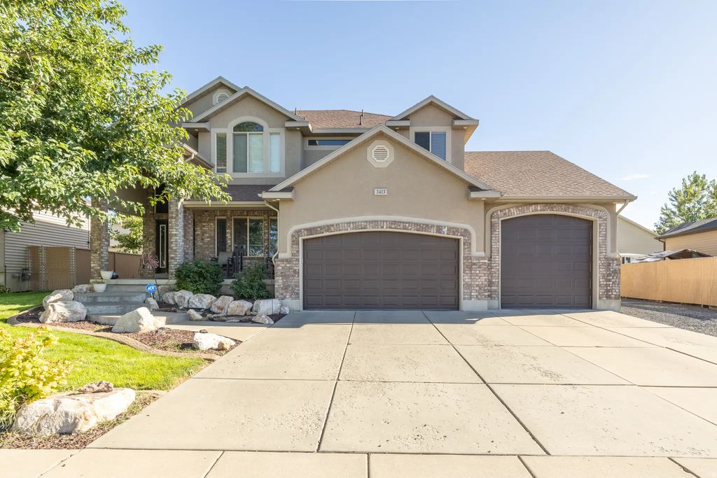 3413 W 4350 St S, West Haven