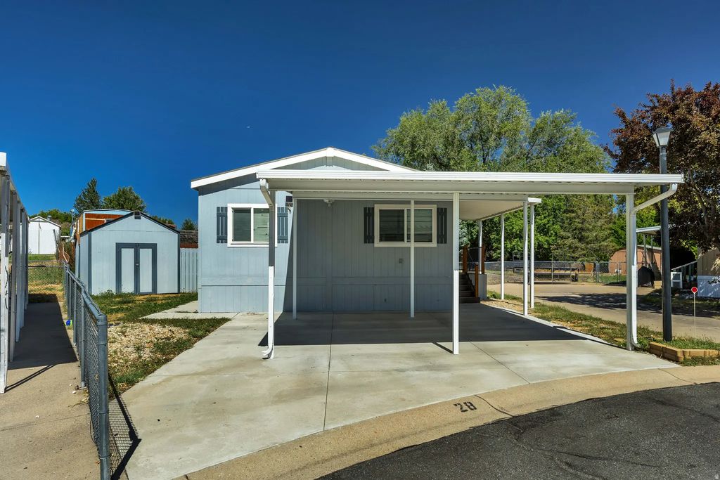 1350 W 300 N #28, Clearfield
