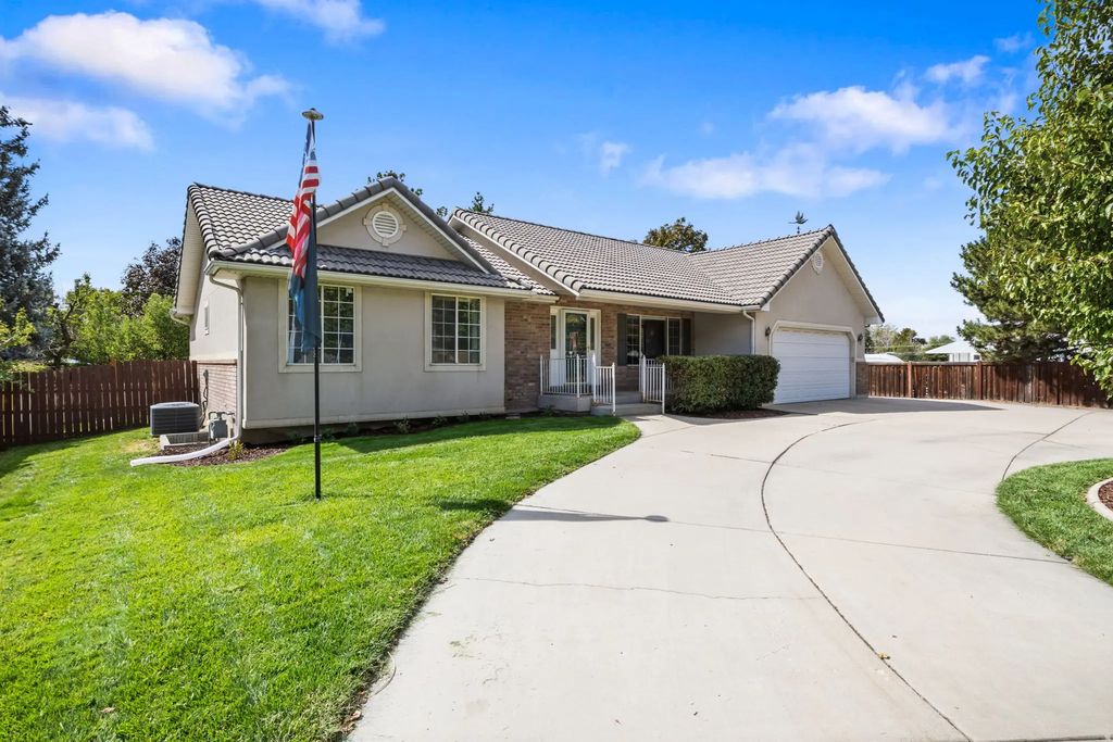 1042 E Center St, Orem