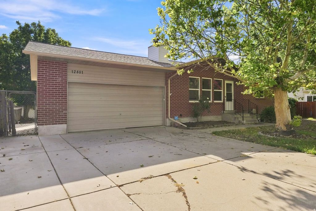 12881 S 1980 W, Riverton