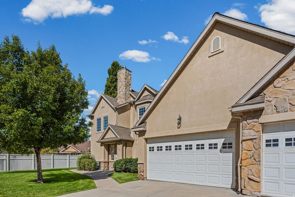 963 N Shetland Ln W, Farmington