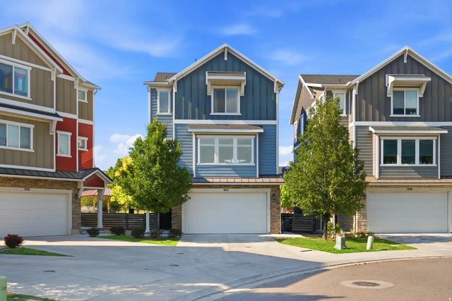 862 W Founders Pt S, Midvale