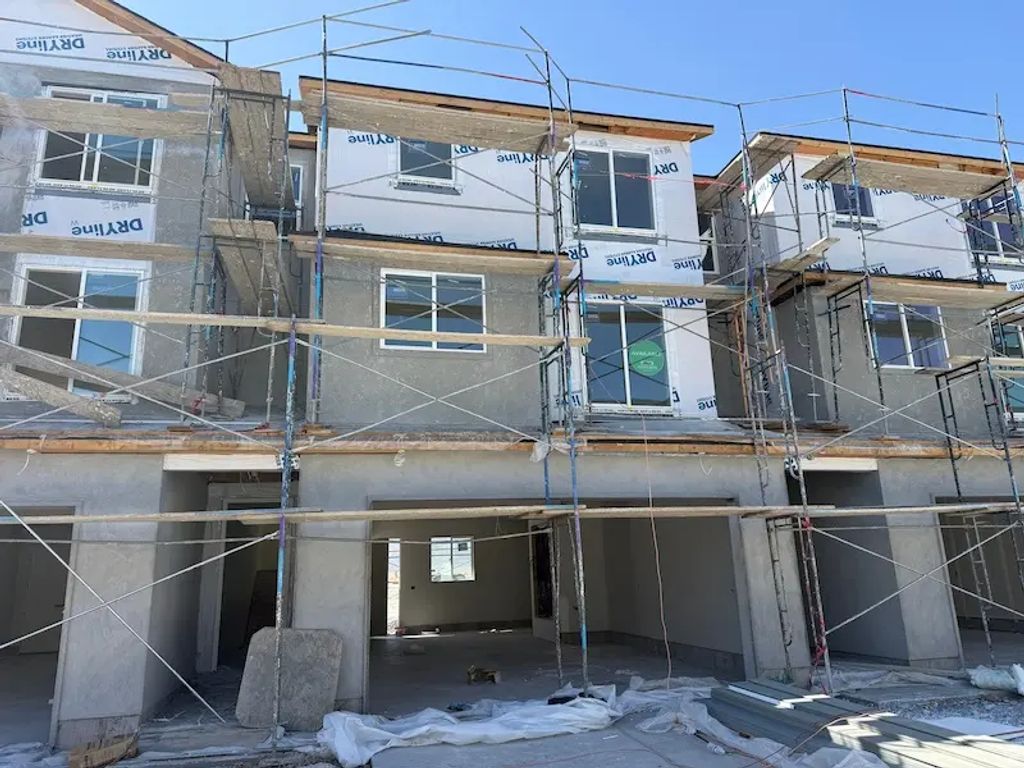 5243 N Greenfield Way 319, Eagle Mountain