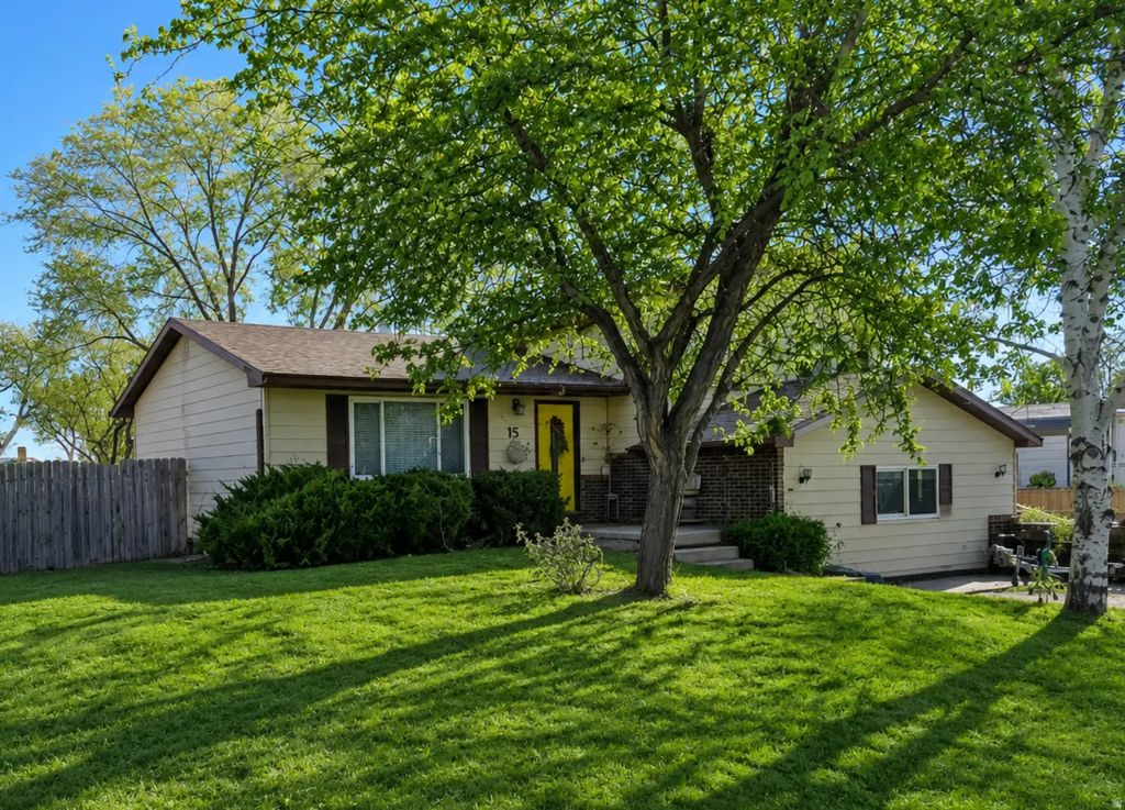 15 S 1200 W, Vernal