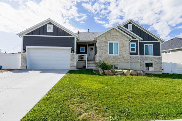 3333 W 3275 S, West Haven