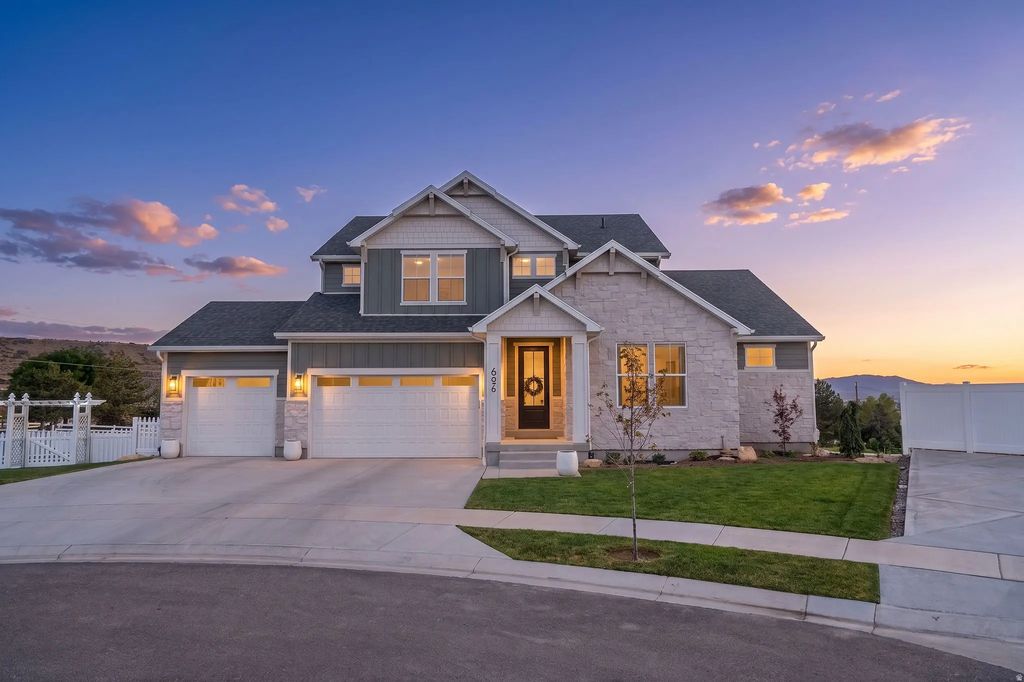 686 W Eaglecrest Cir, Elk Ridge