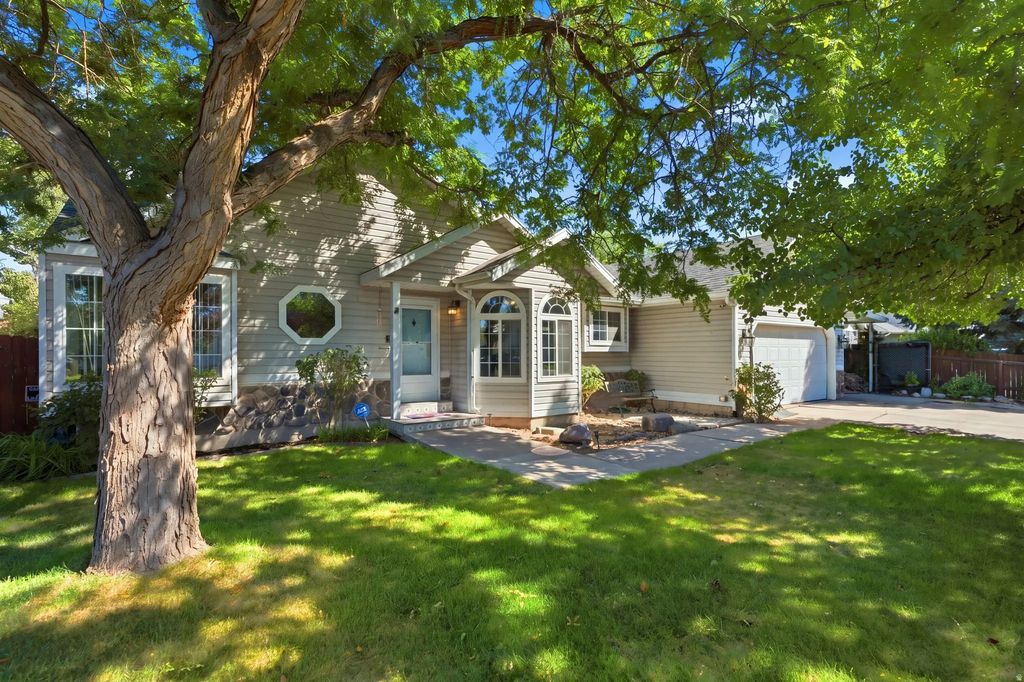 1114 W Mustang Cir, West Jordan