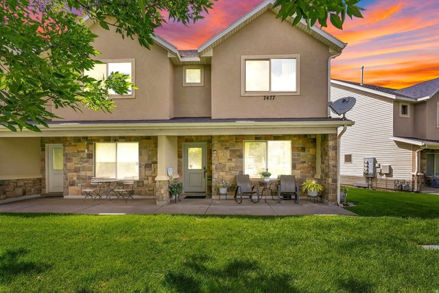 7477 S Sandalwood Dr, South Weber