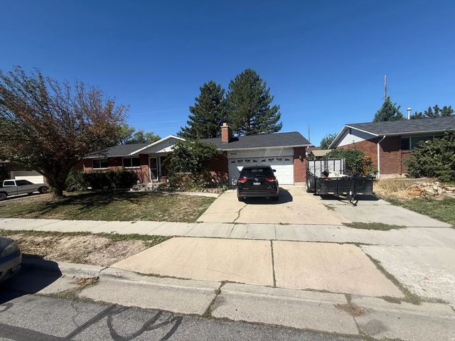 6462 S Tamra Dr W, Taylorsville