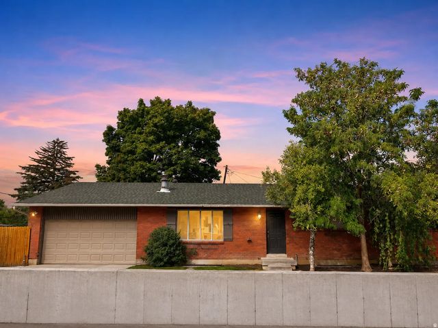 2358 E Gregson Ave, Salt Lake City